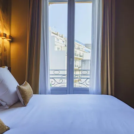 Hotel Gounod Fully Renovated-3